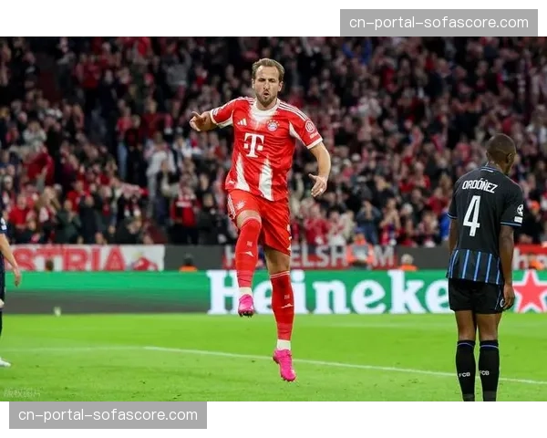 凯恩专访：冲击莱万单赛季41球纪录，拜仁前锋的德甲第二季目标