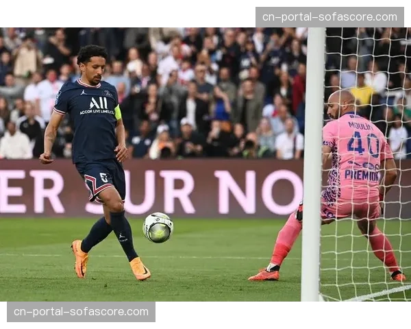 特鲁瓦0-4惨败于巴黎圣日耳曼，跌入降级区